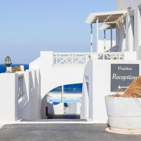 Vrachia Studios & Apartments Oia  Bagian luar foto