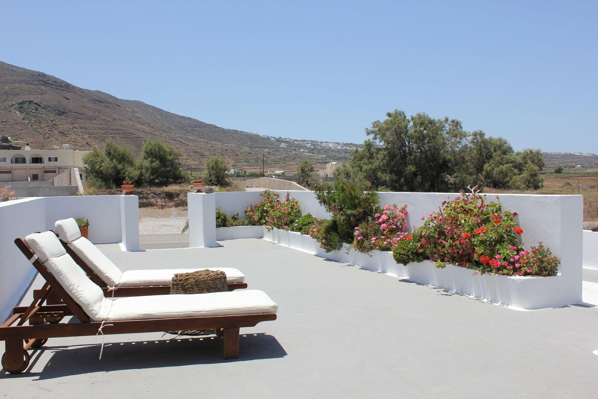 Vrachia Studios & Apartments Oia  Bagian luar foto