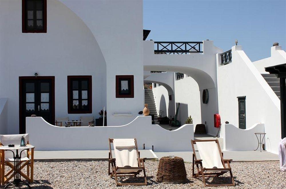 Vrachia Studios & Apartments Oia  Bagian luar foto