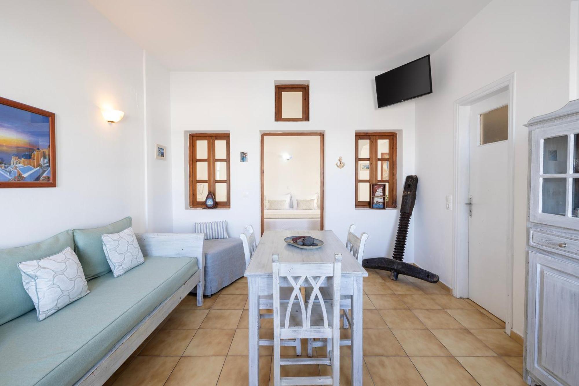 Vrachia Studios & Apartments Oia  Bagian luar foto