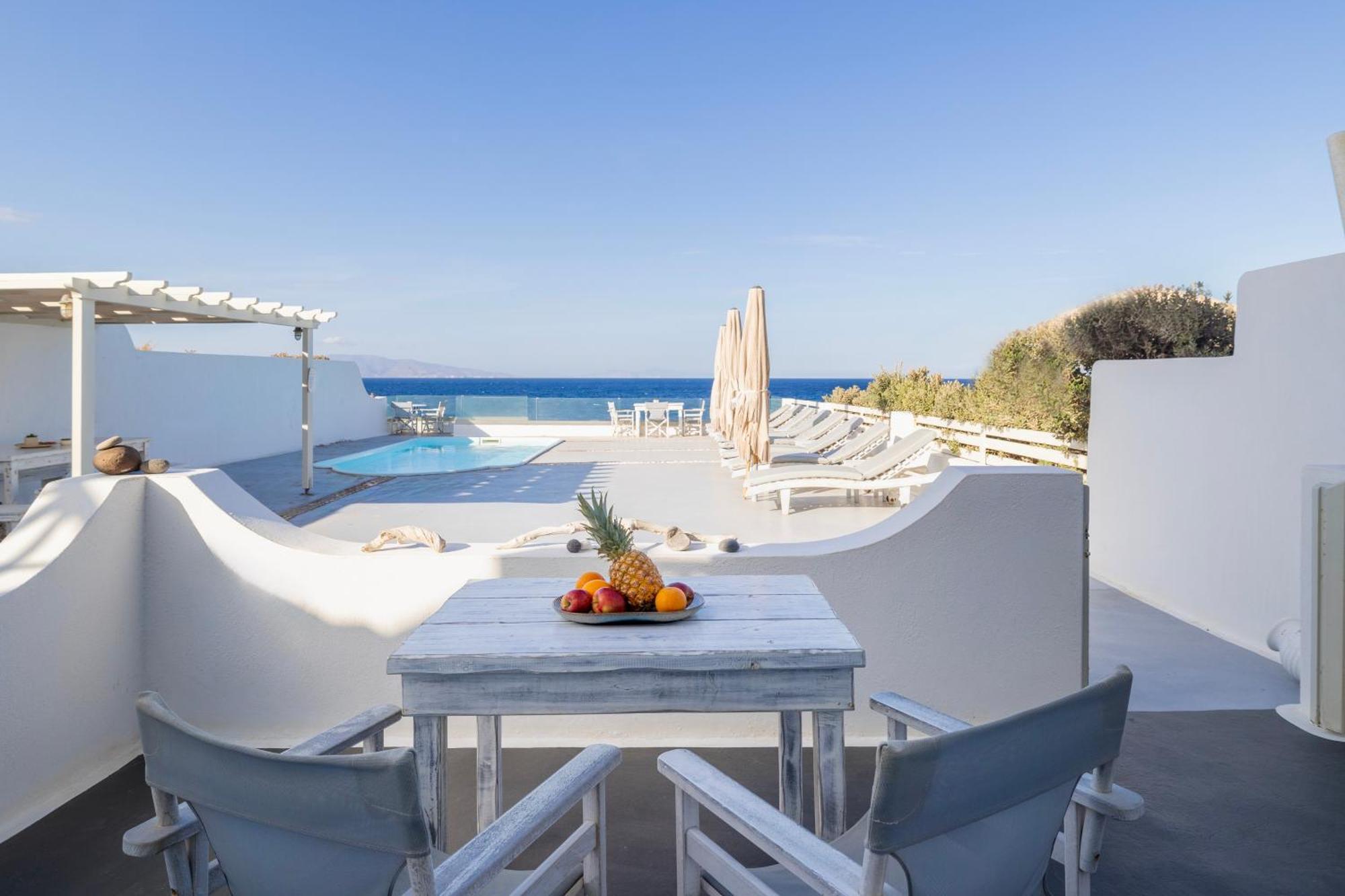 Vrachia Studios & Apartments Oia  Bagian luar foto