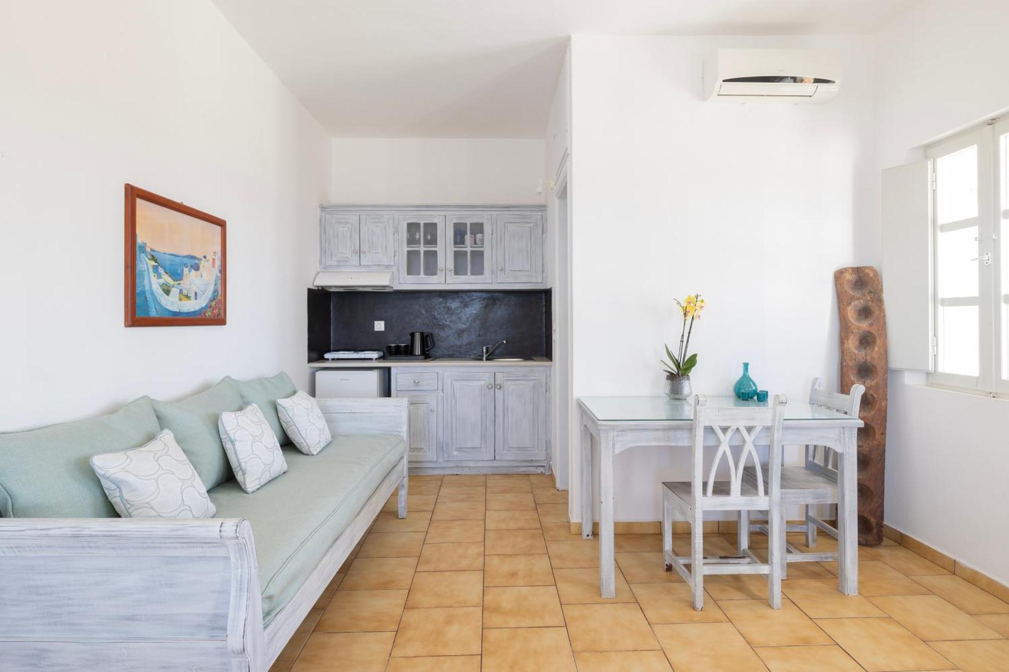 Vrachia Studios & Apartments Oia  Bagian luar foto