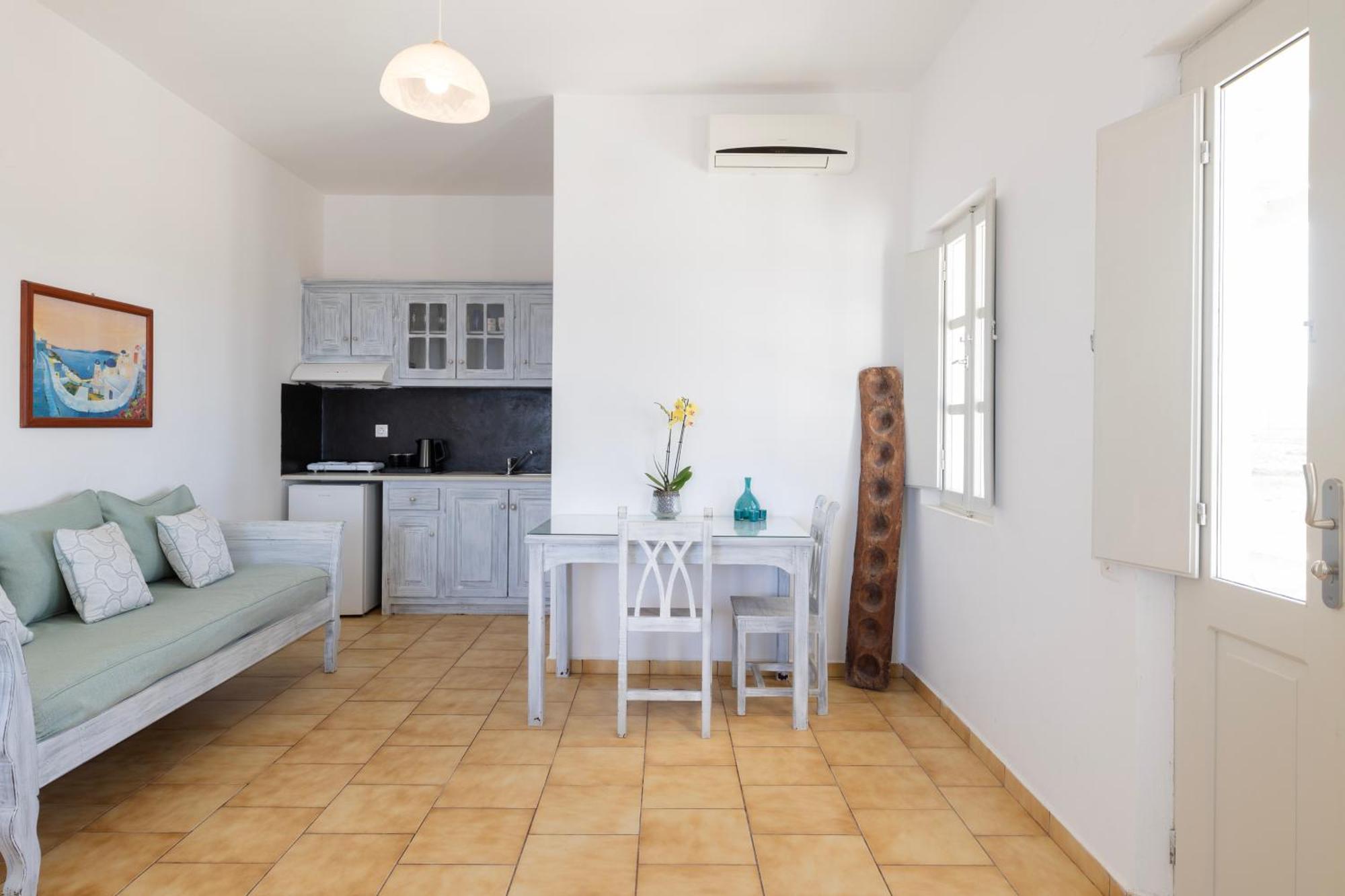 Vrachia Studios & Apartments Oia  Bagian luar foto