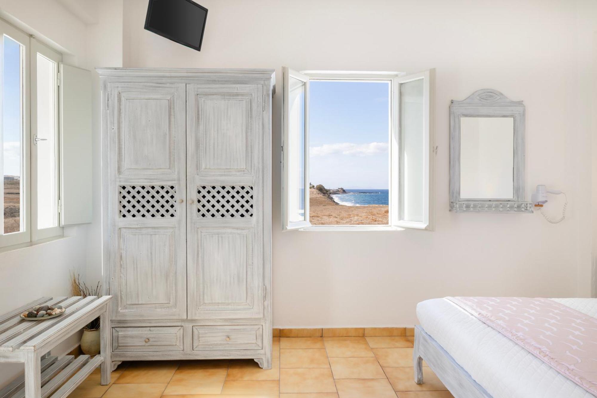 Vrachia Studios & Apartments Oia  Bagian luar foto