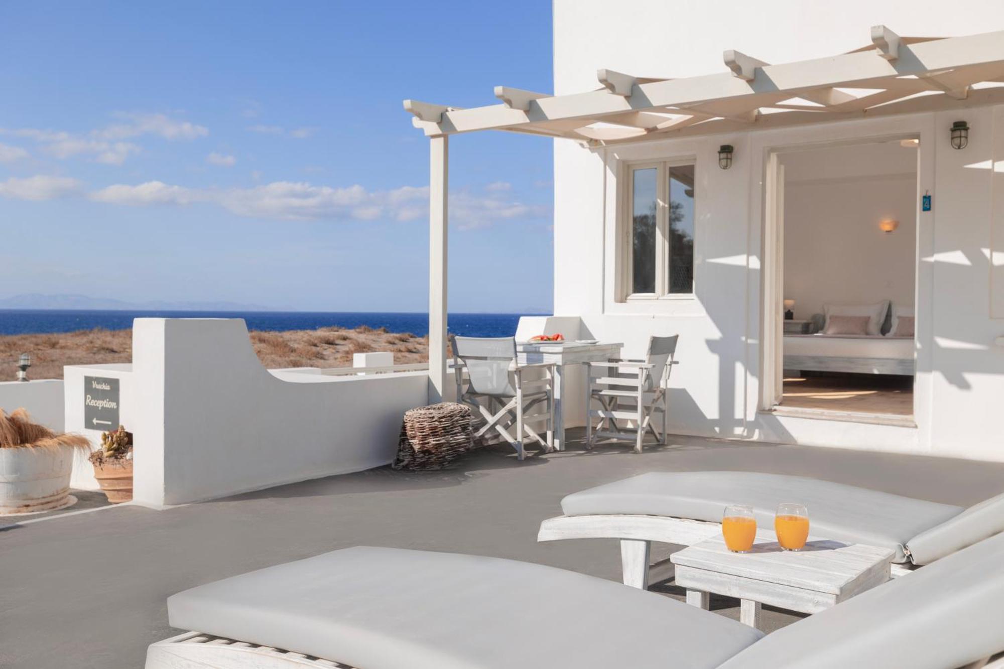 Vrachia Studios & Apartments Oia  Bagian luar foto